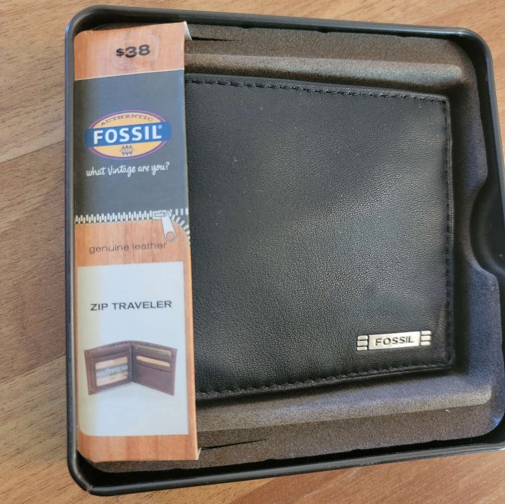 Fossil Wallet Zip Traveler